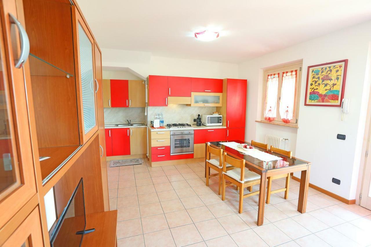 Casa Vacanze I Borghi Apartment Salionze Exterior photo
