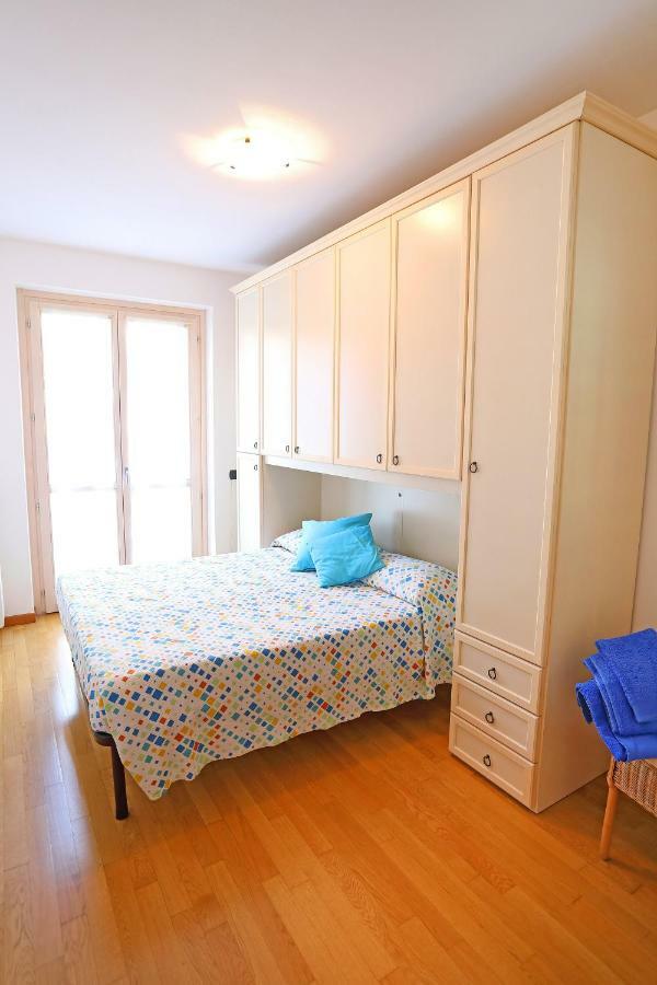 Casa Vacanze I Borghi Apartment Salionze Exterior photo